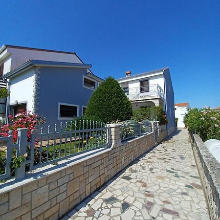 Andela Apartment プーラ エクステリア 写真