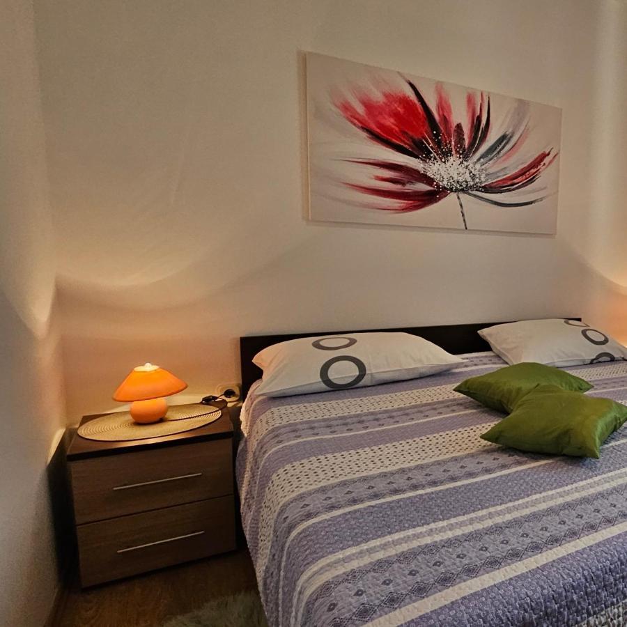 Andela Apartment プーラ エクステリア 写真